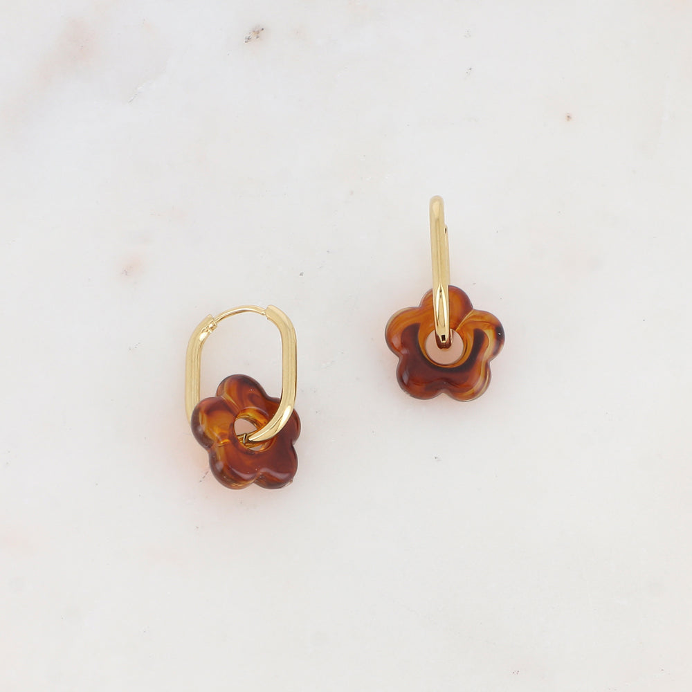 La résine en bijoux, la tendance de cette fin d'année